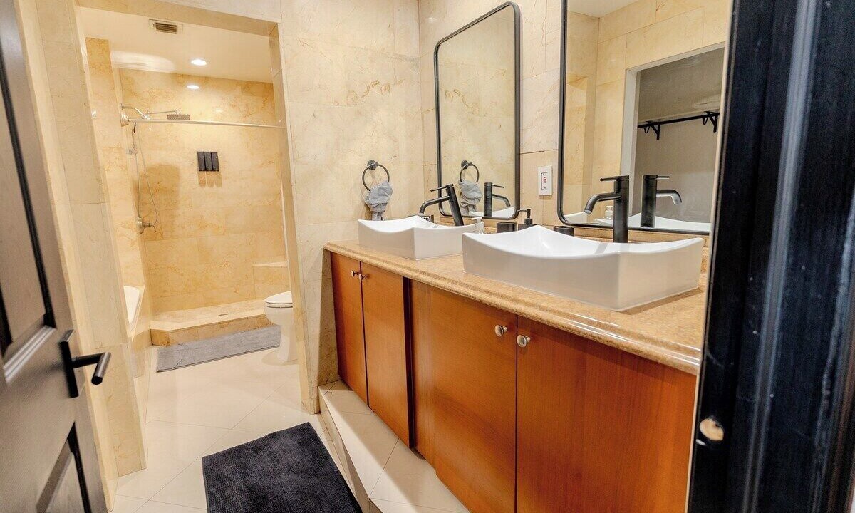 Photo of Bathroom in Edgewood