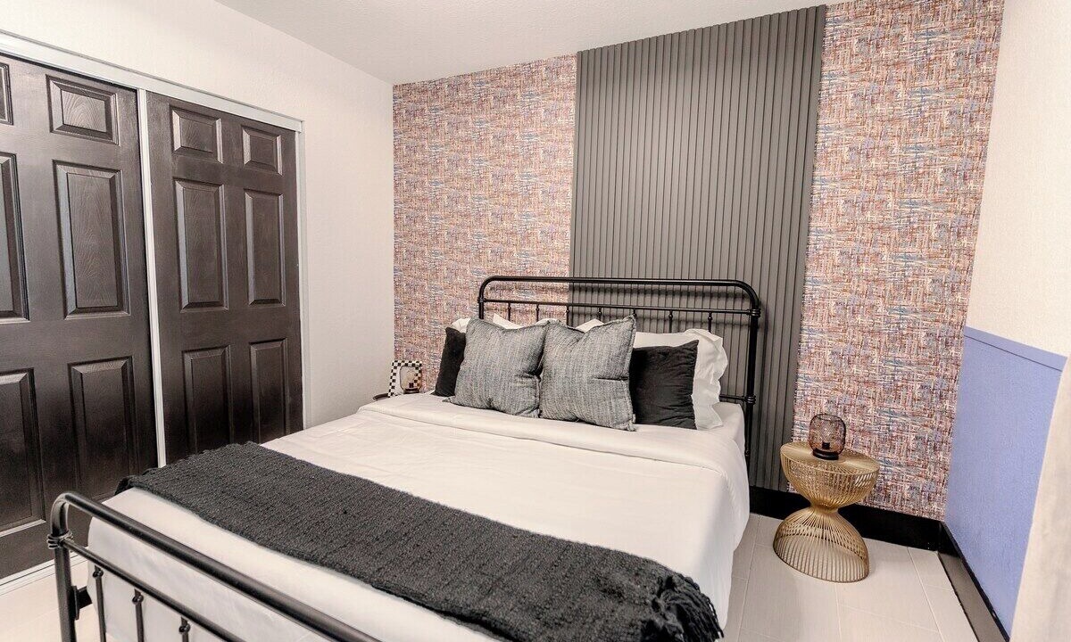 Photo of Bedroom in Edgewood