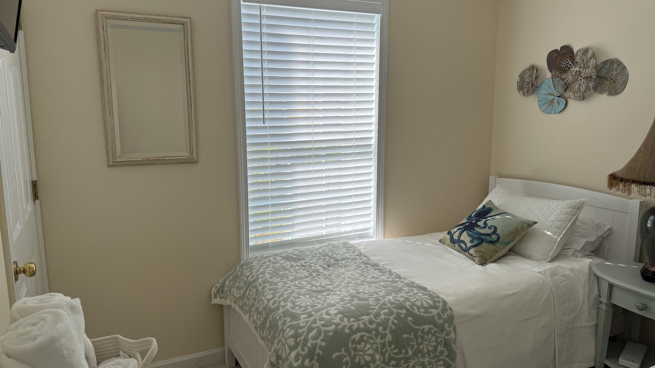 Photo of Bedroom in Big Pine Key
