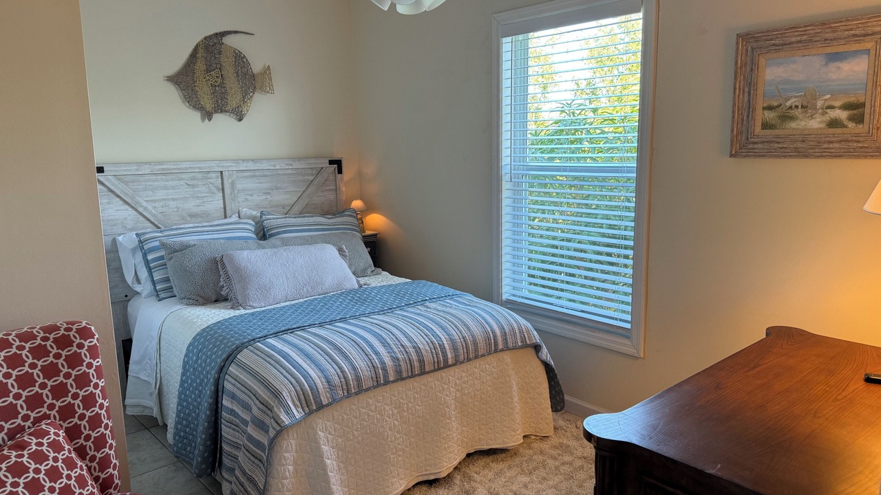 Photo of Bedroom in Big Pine Key