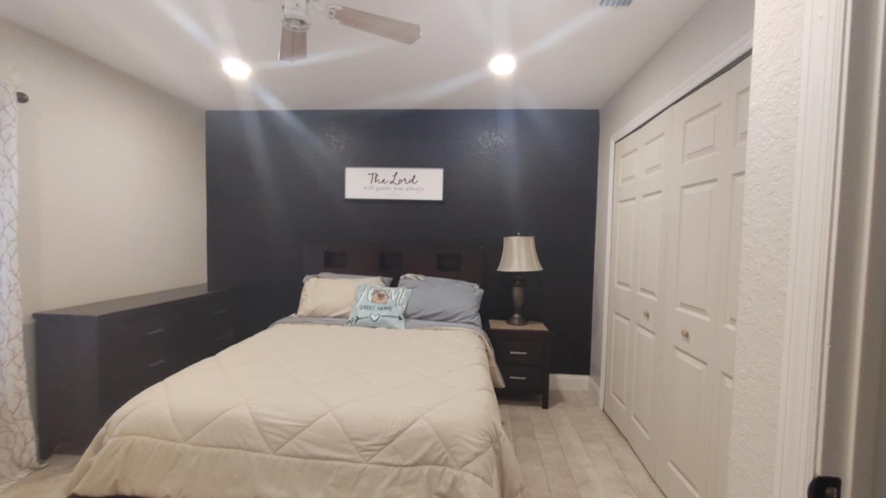 Photo of Bedroom in Candler