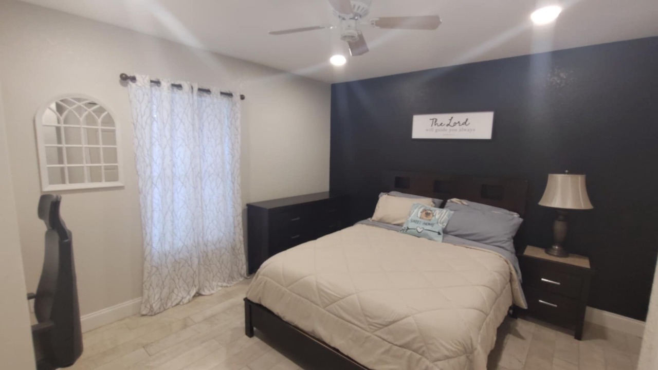Photo of Bedroom in Candler