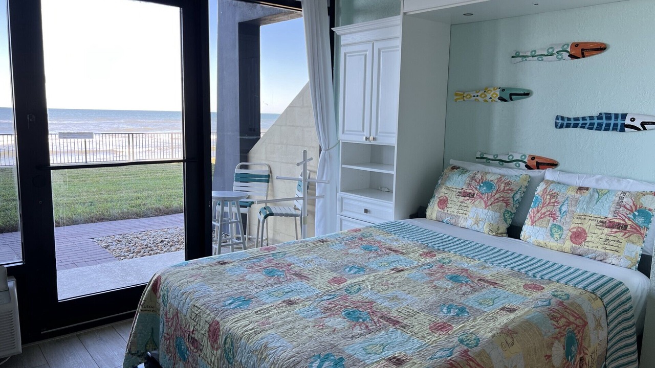 Photo of Bedroom in Bridgeport Heights