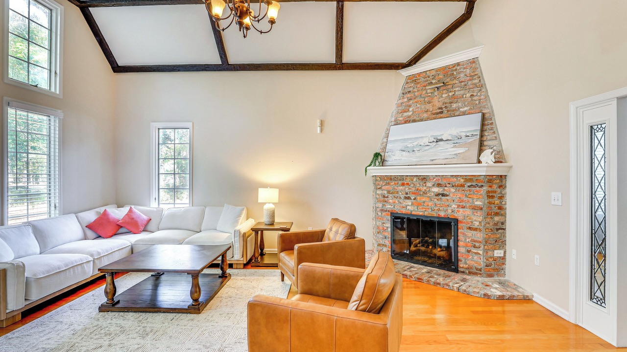 Photo of Livingroom in Summerville