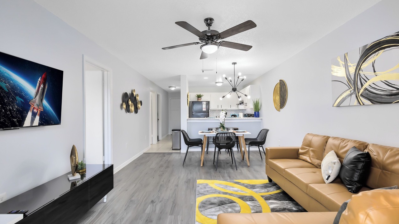 Photo of Livingroom in Titusville