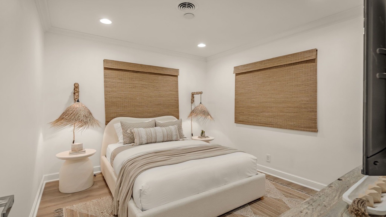 Photo of Bedroom in Coral Ridge Isles