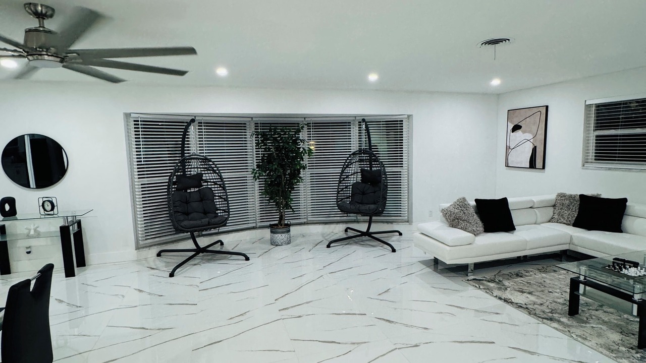 Photo of Others in Coral Ridge Isles