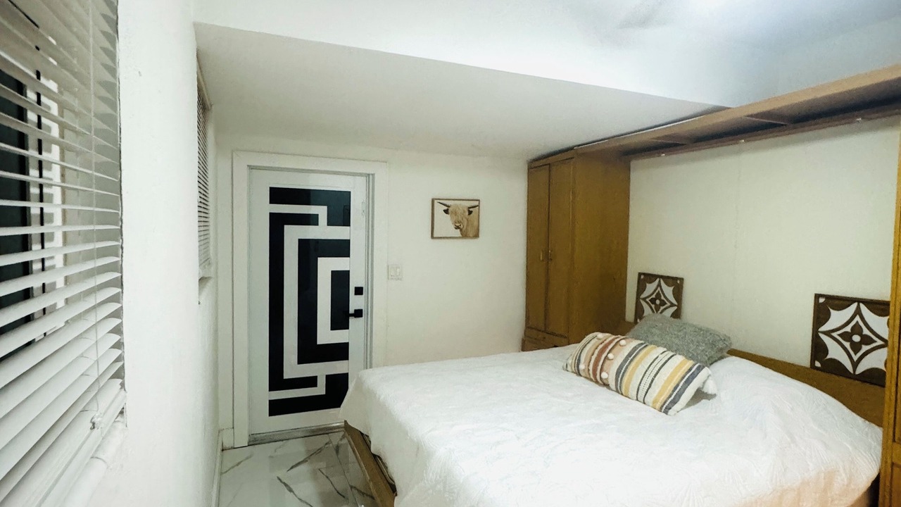 Photo of Bedroom in Coral Ridge Isles