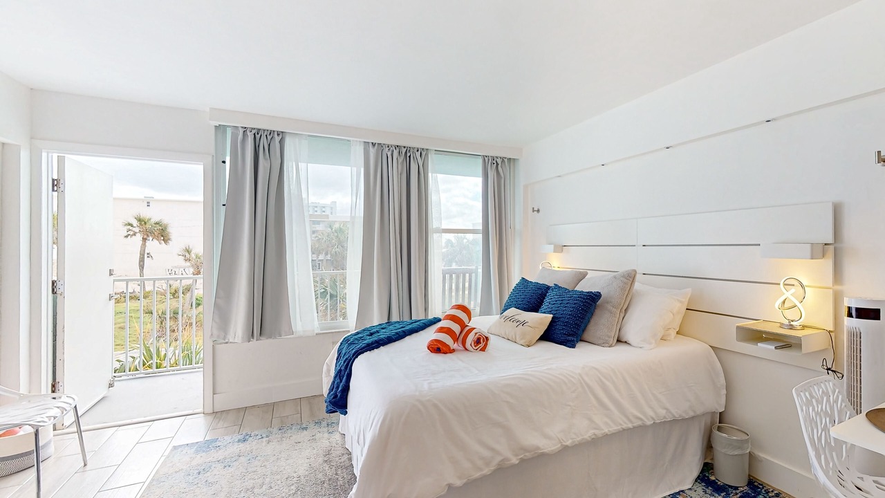 Photo of Bedroom in East Daytona
