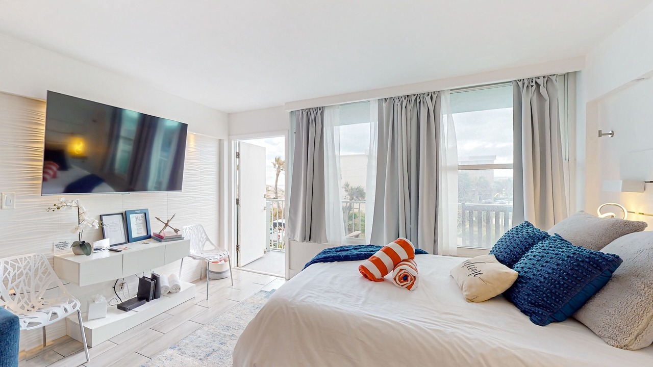 Photo of Bedroom in East Daytona