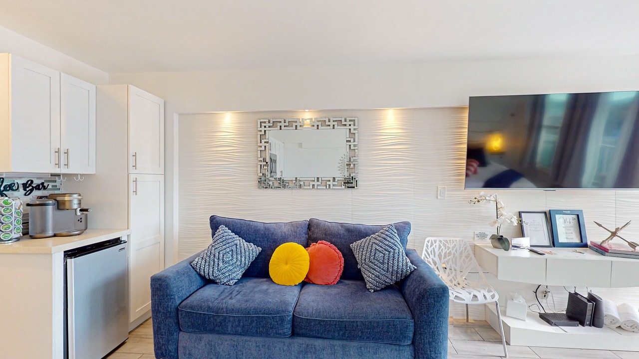 Photo of Livingroom in East Daytona