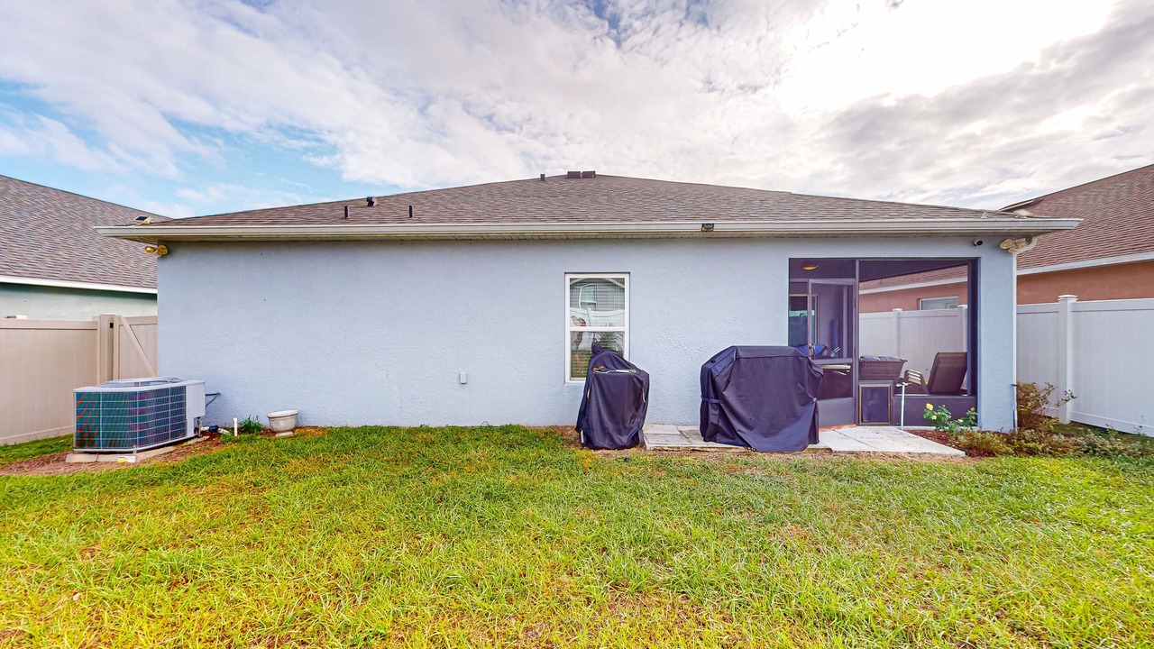 Photo of Outdoor in Groveland