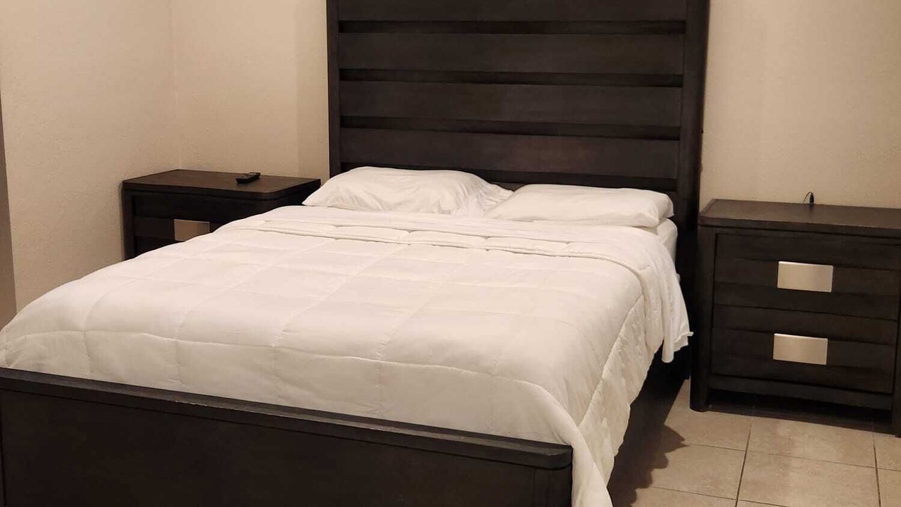 Photo of Bedroom in Azalea Park