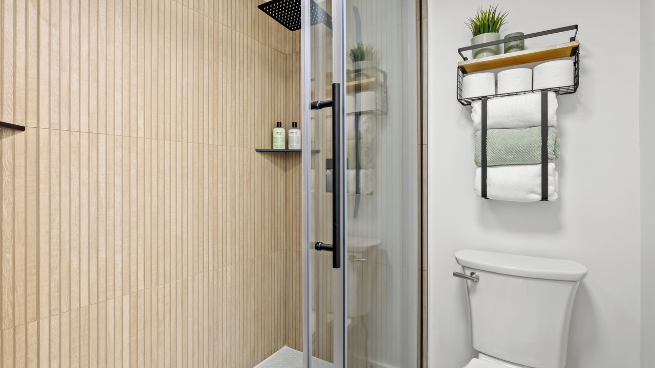 Photo of Bathroom in Plantation