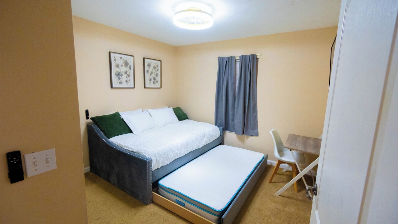 Photo of Bedroom in Newberry