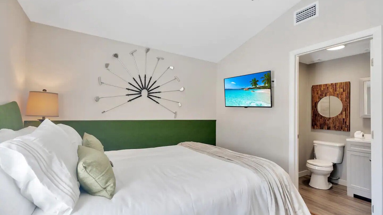 Photo of Bedroom in Palm Harbor