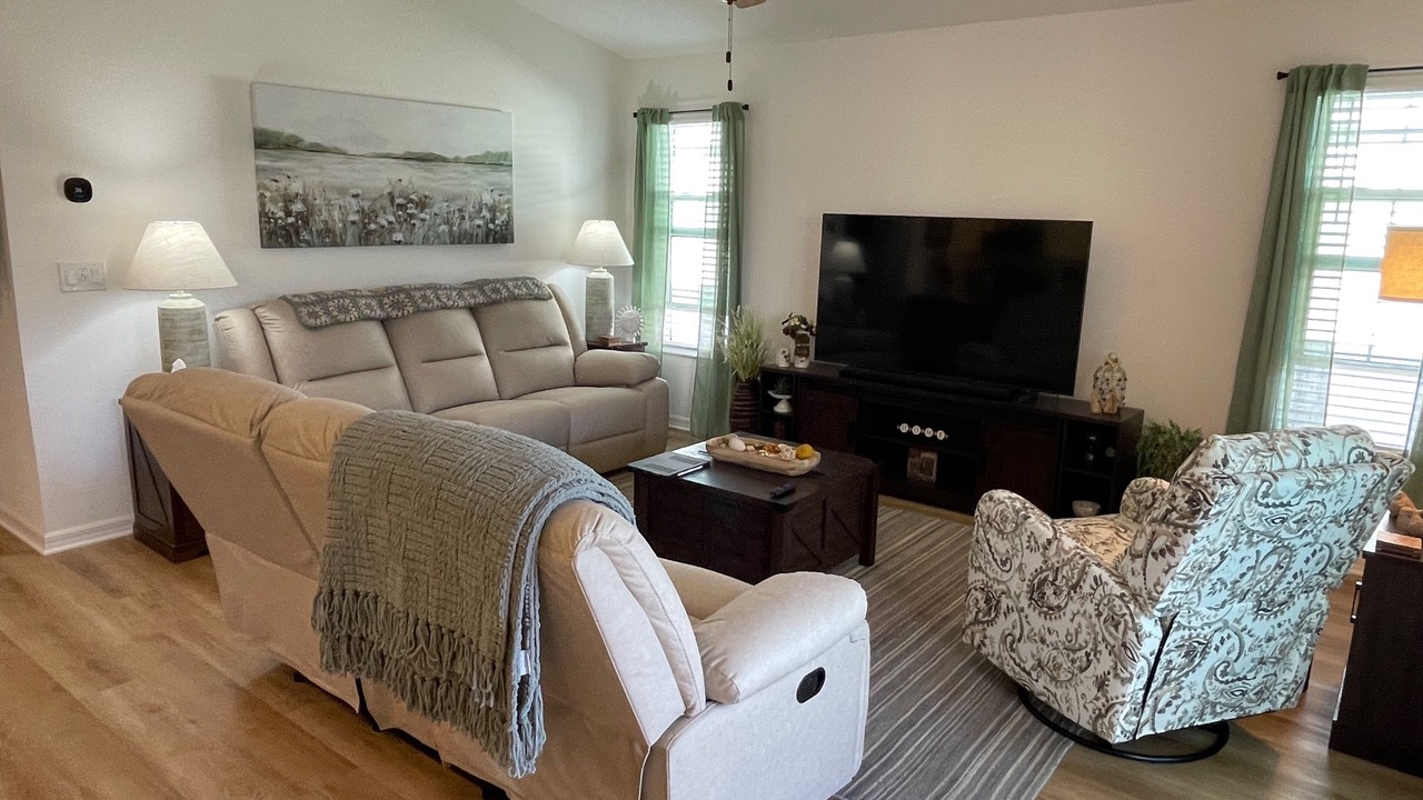 Photo of Livingroom in Sumter County