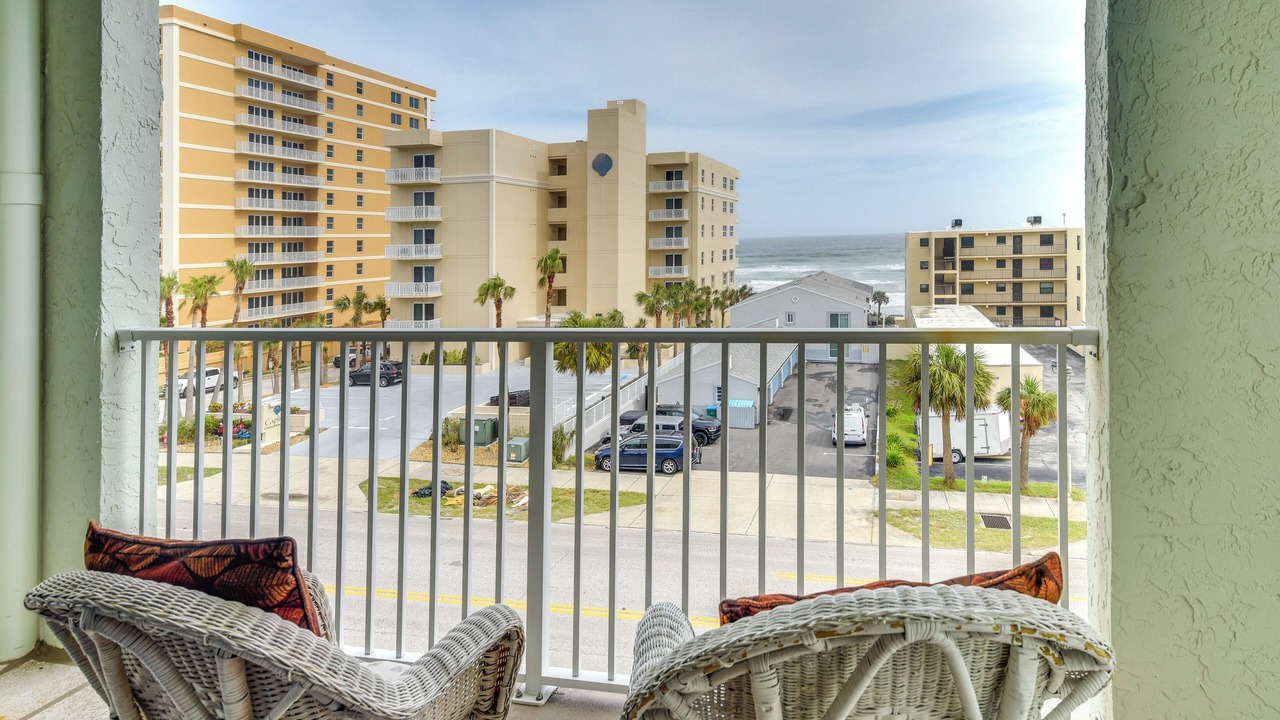 Photo of Patio Balcony in Ocean View Halifax Estates