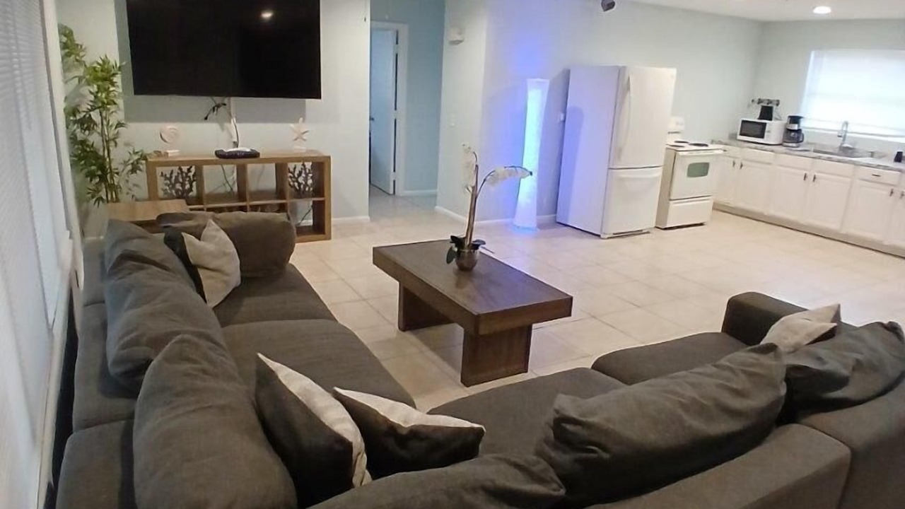 Photo of Livingroom in Singer Island