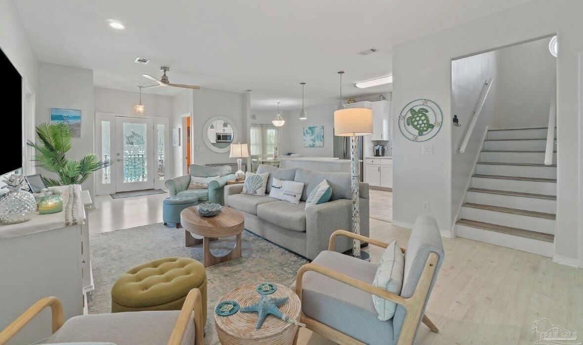 Photo of Livingroom in Pensacola Beach