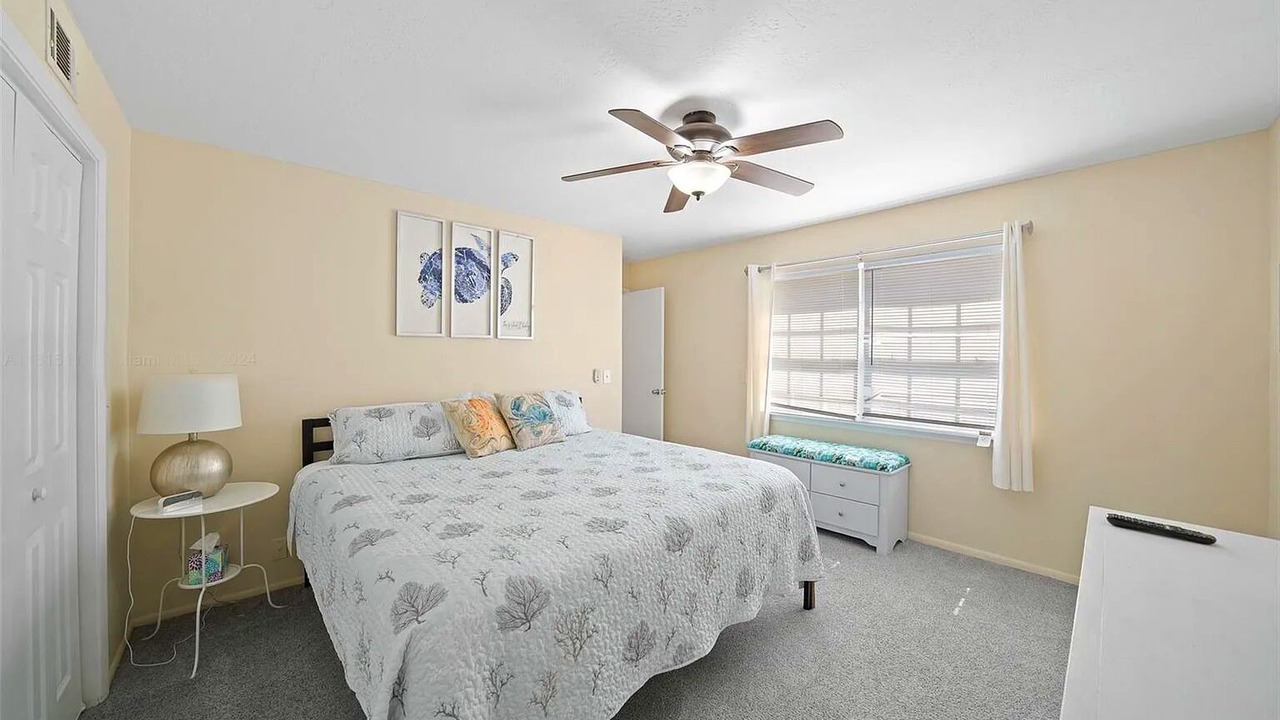 Photo of Bedroom in Melbourne Beach