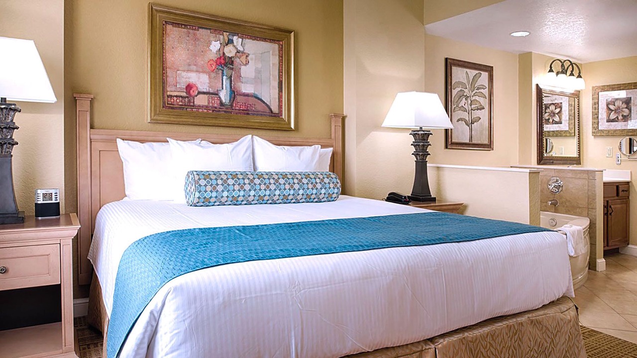 Photo of Bedroom in Bay Lake