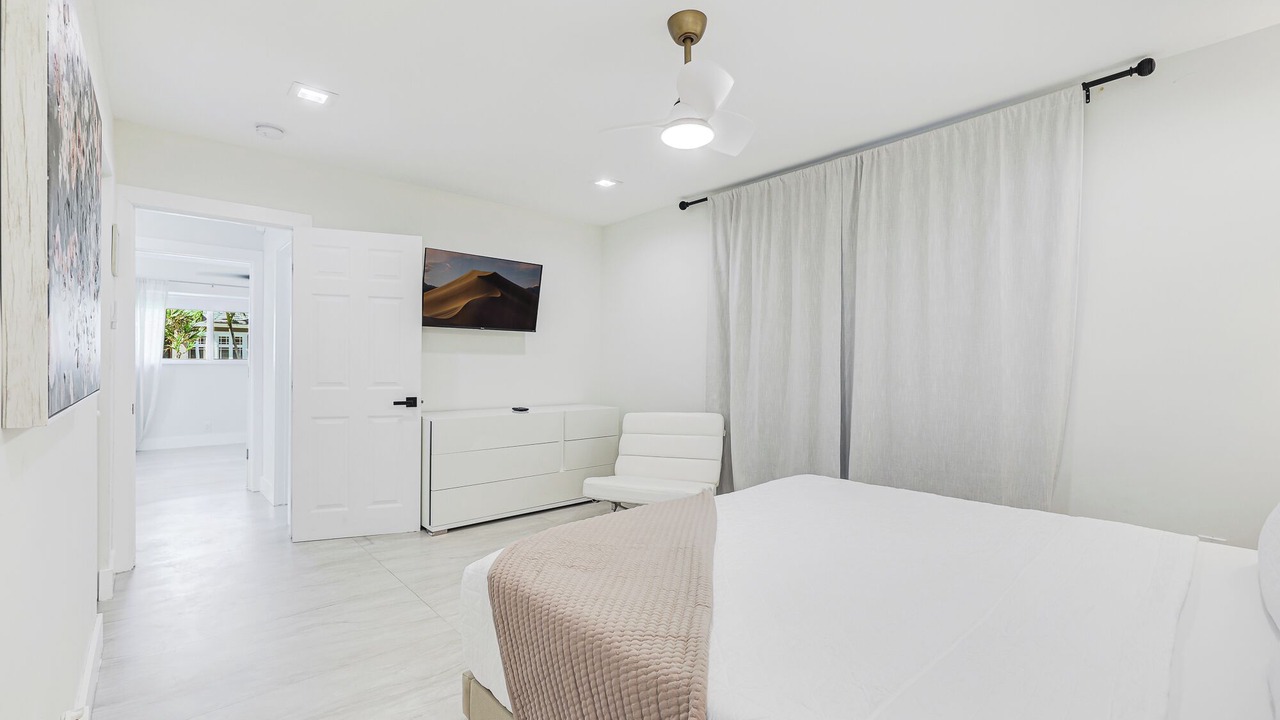 Photo of Bedroom in Poinsettia Heights