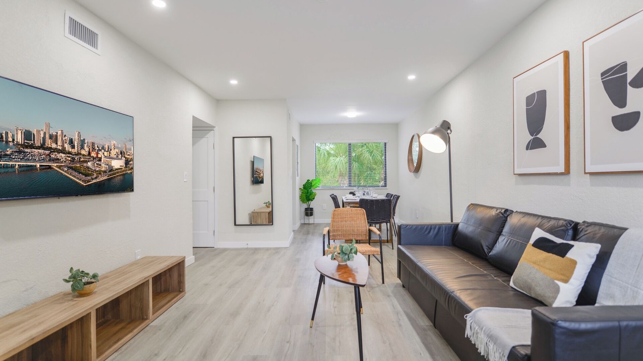 Photo of Livingroom in East Little Havana