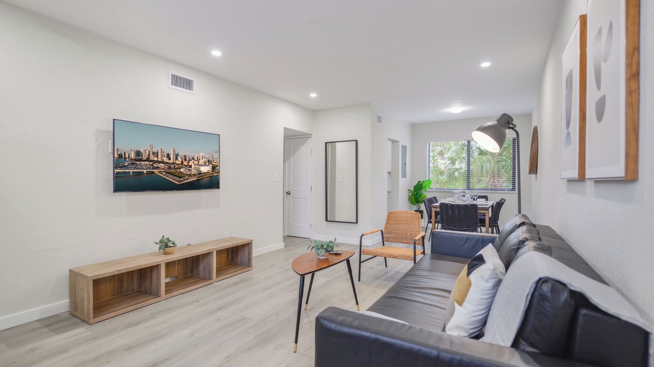 Photo of Livingroom in East Little Havana