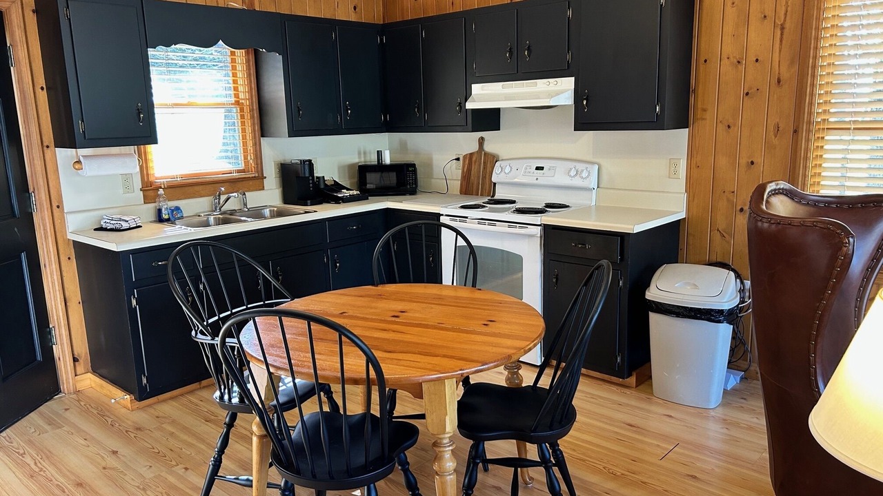 Photo of Kitchen in Scaly Mountain
