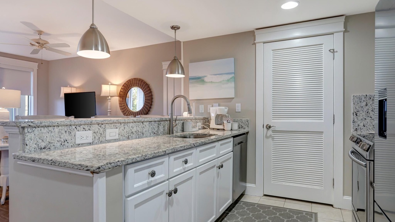 Photo of Kitchen in Baytowne Wharf
