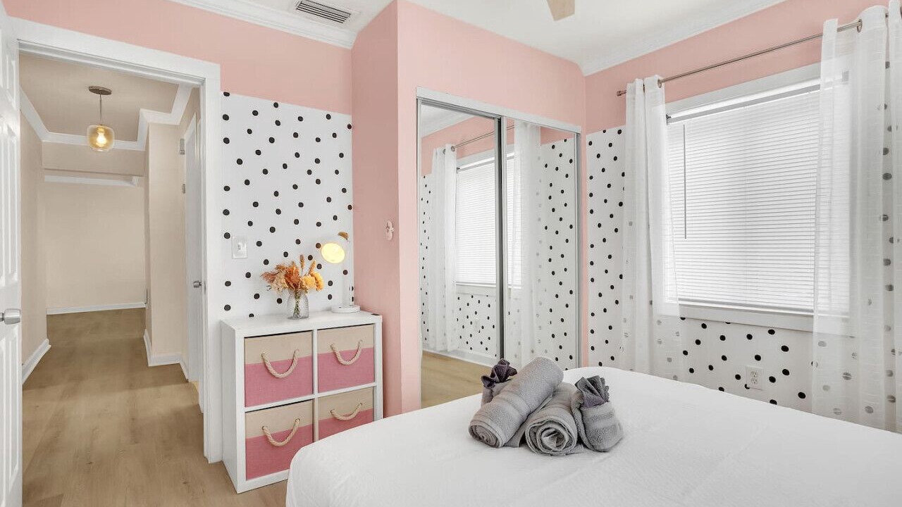 Photo of Bedroom in Miami Springs