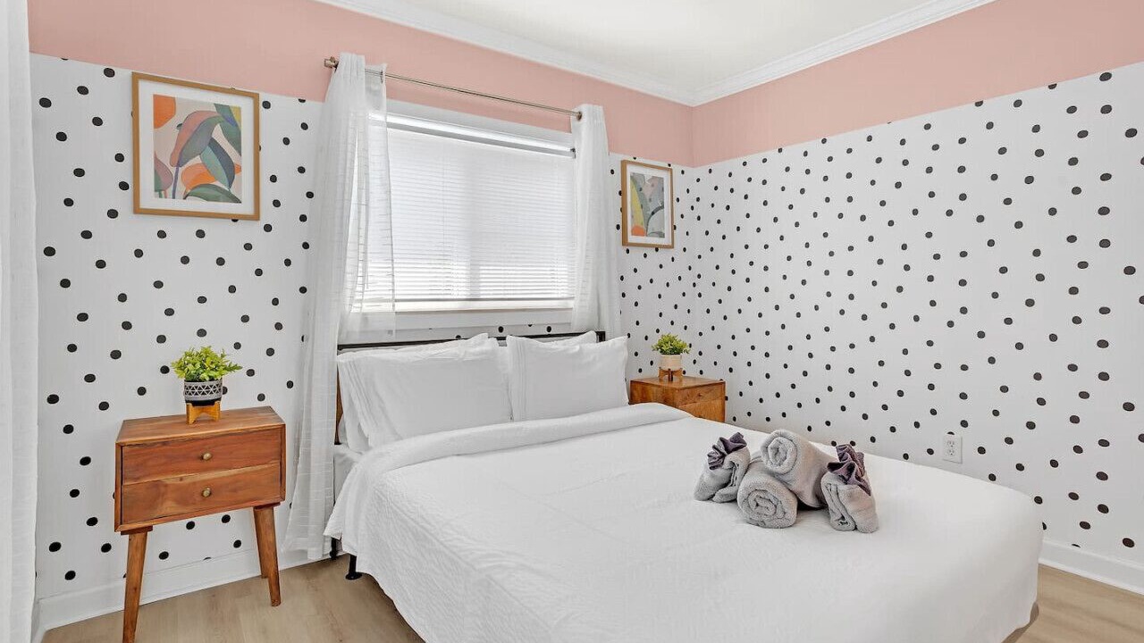 Photo of Bedroom in Miami Springs