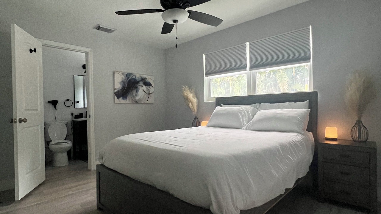 Photo of Bedroom in Flamingo Parks