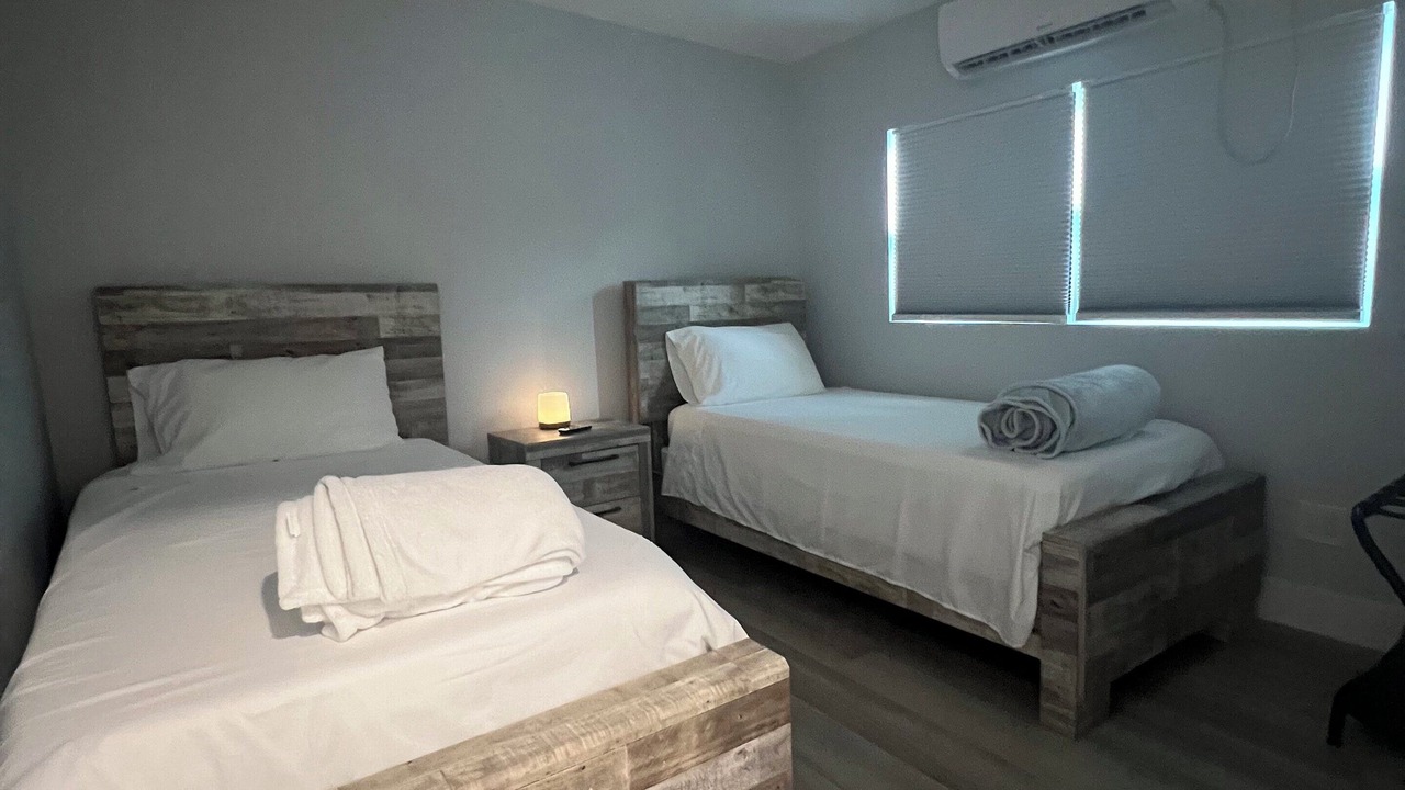 Photo of Bedroom in Flamingo Parks