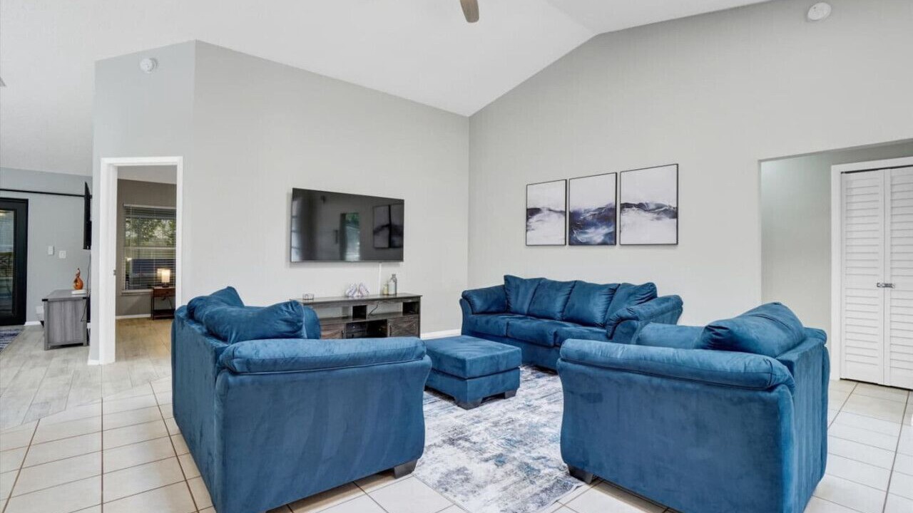 Photo of Livingroom in Lake Mary