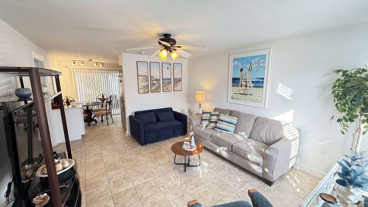 Photo of Bedroom in Royal Harbor