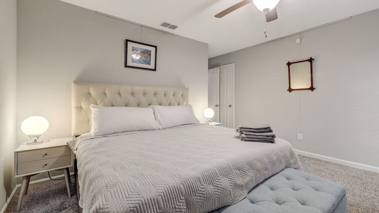 Photo of Bedroom in Murray Hill