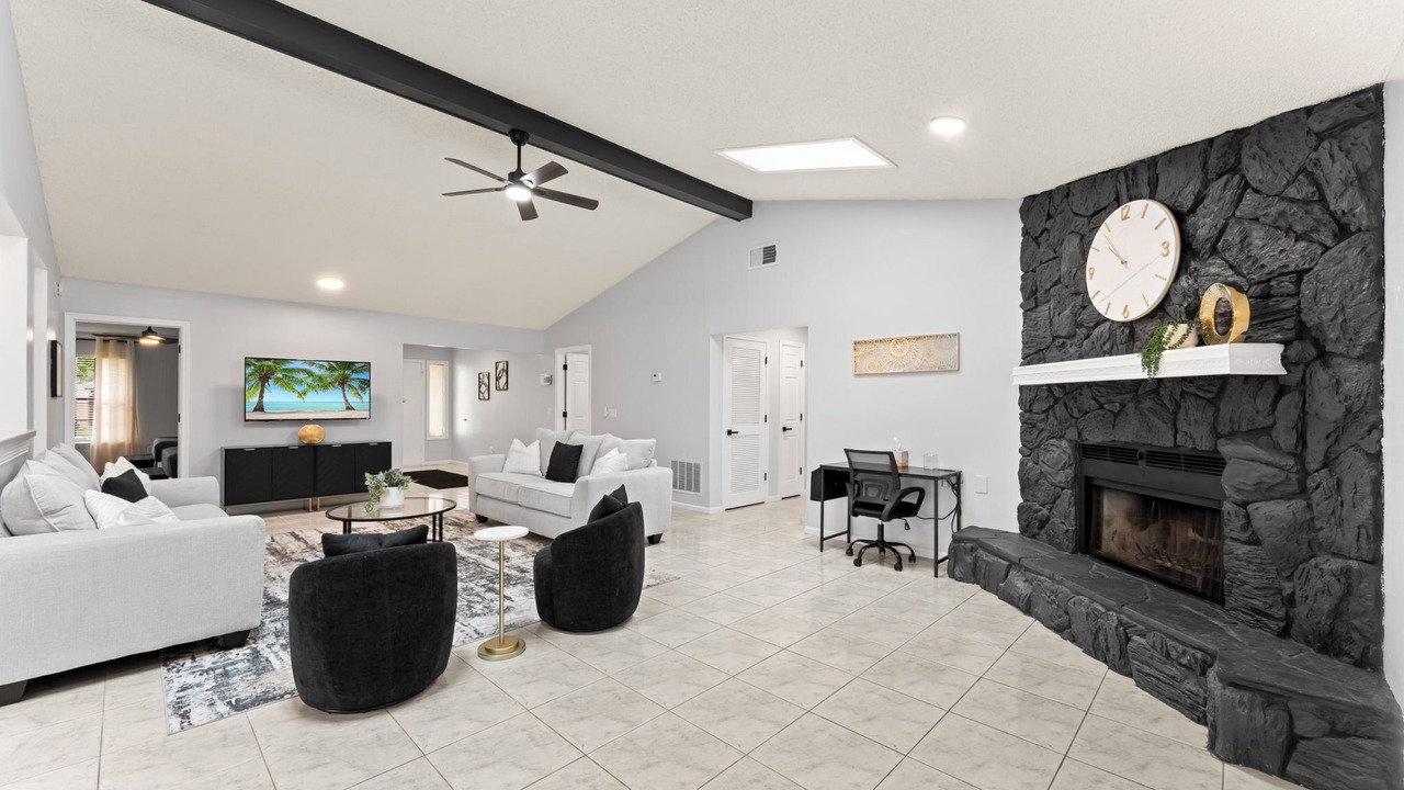 Photo of Livingroom in Southside