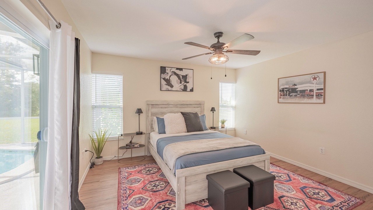 Photo of Bedroom in Forest Oaks
