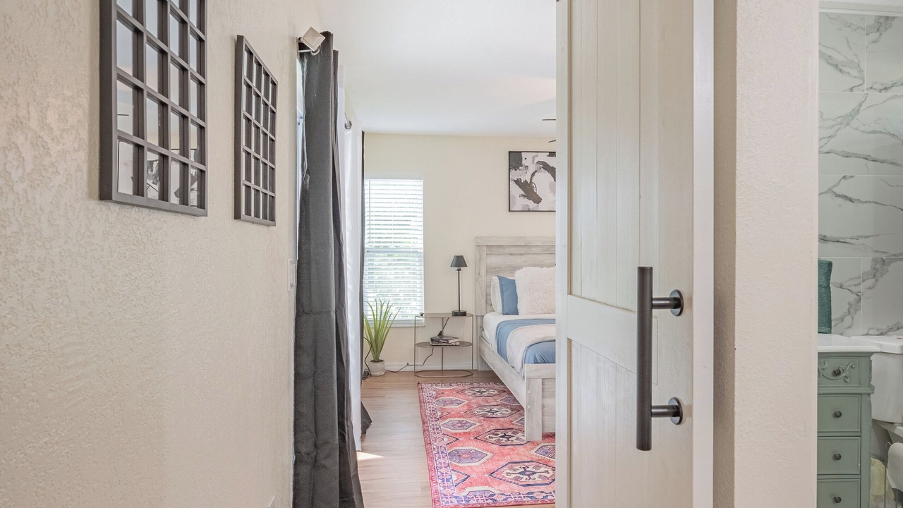 Photo of Bedroom in Forest Oaks