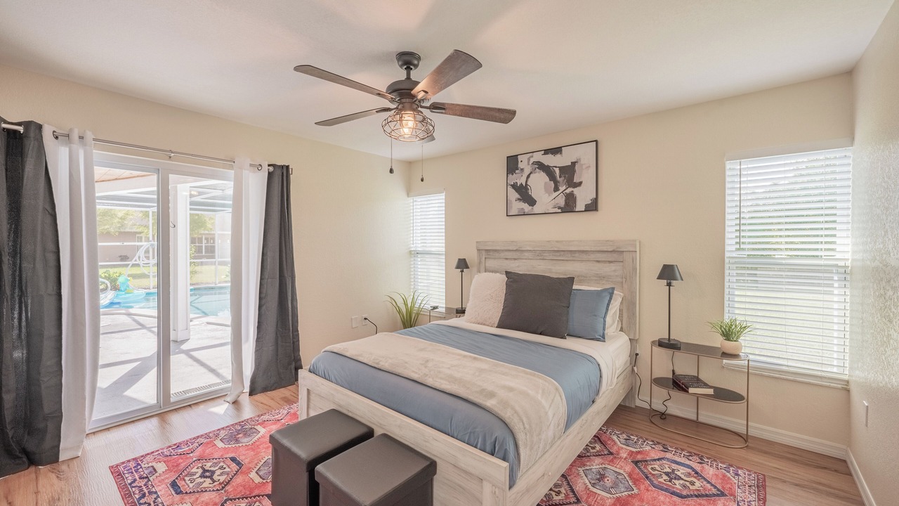Photo of Bedroom in Forest Oaks