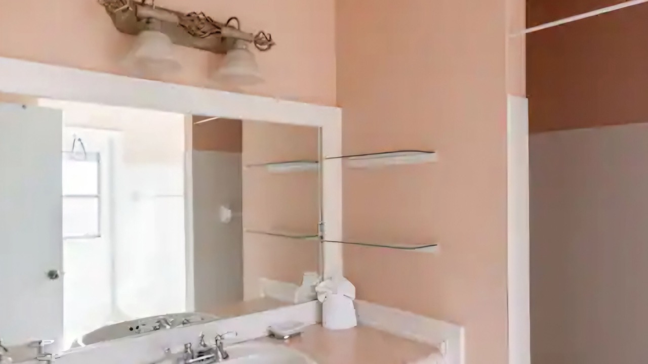 Photo of Bathroom in Coconut Creek