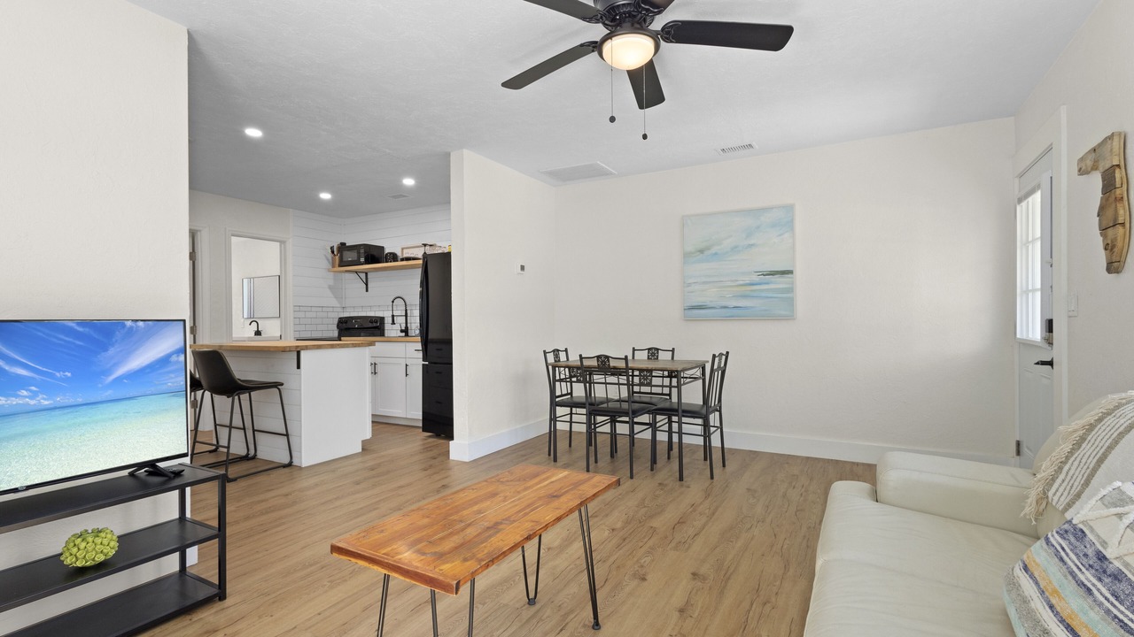Photo of Bedroom in River District