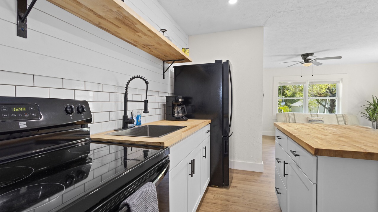 Photo of Kitchen in River District