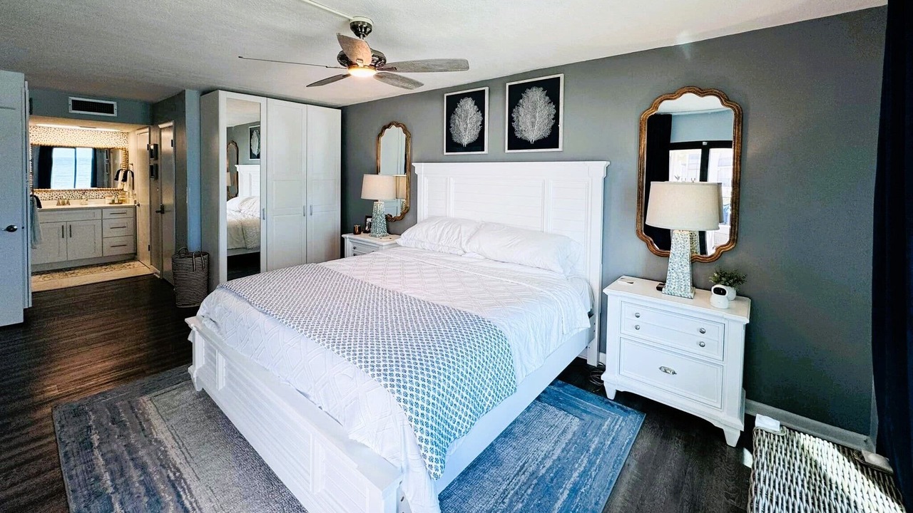 Photo of Bedroom in Seawinds Condo