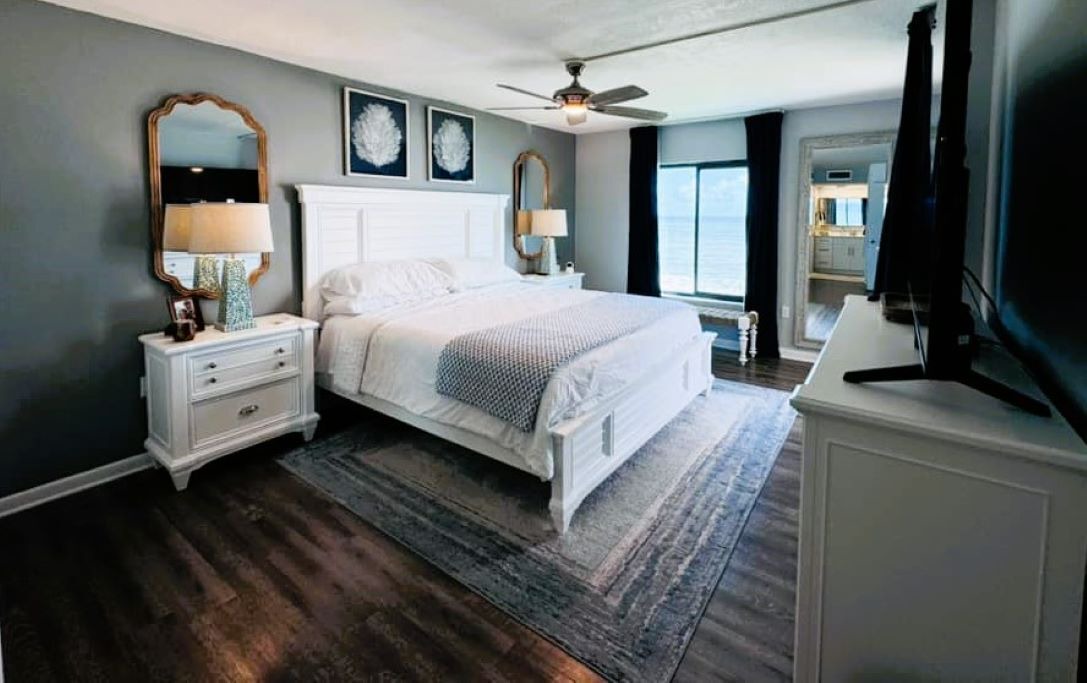 Photo of Bedroom in Seawinds Condo