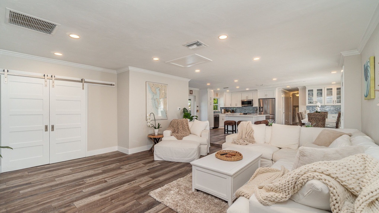 Photo of Livingroom in Iona