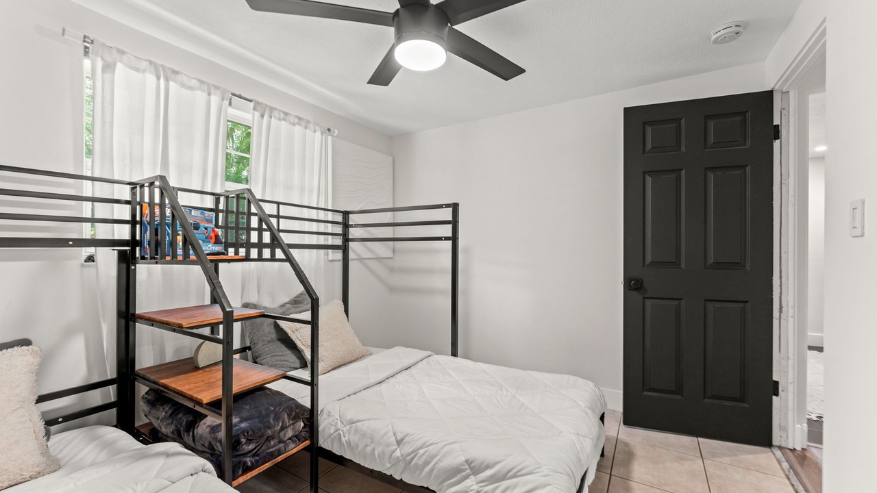 Photo of Bedroom in Lutz