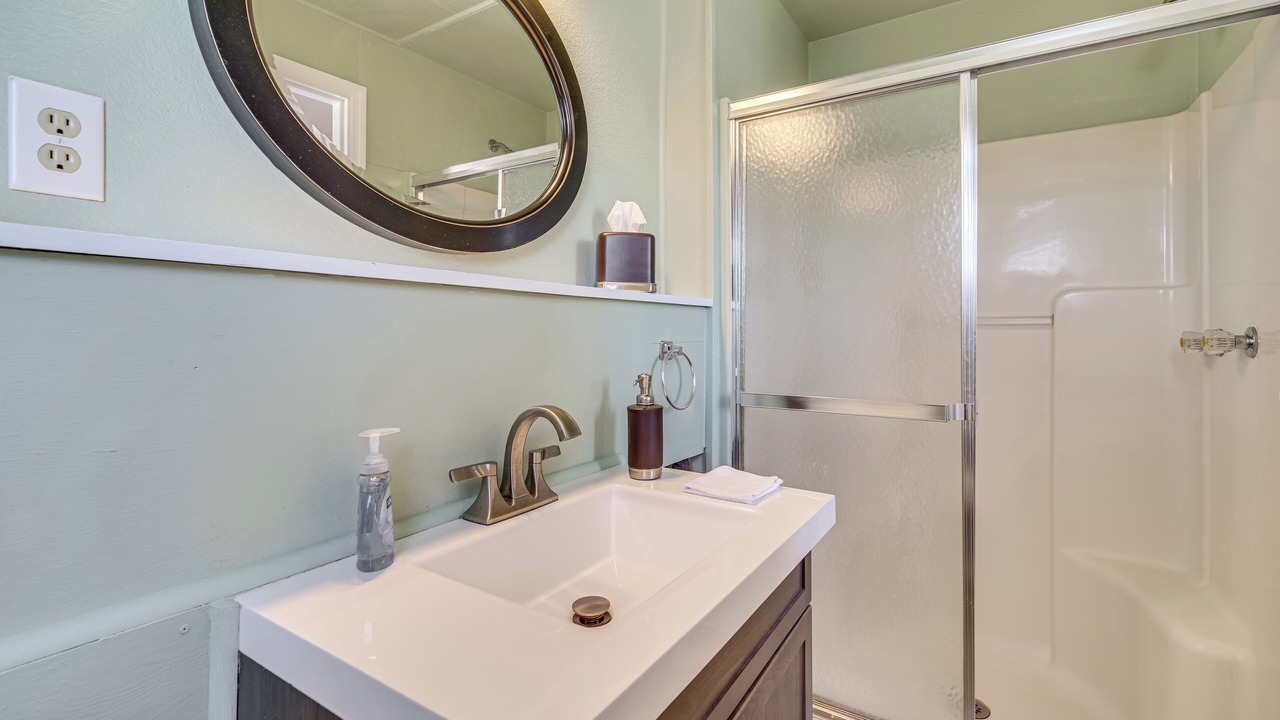 Photo of Bathroom in Nettles Island